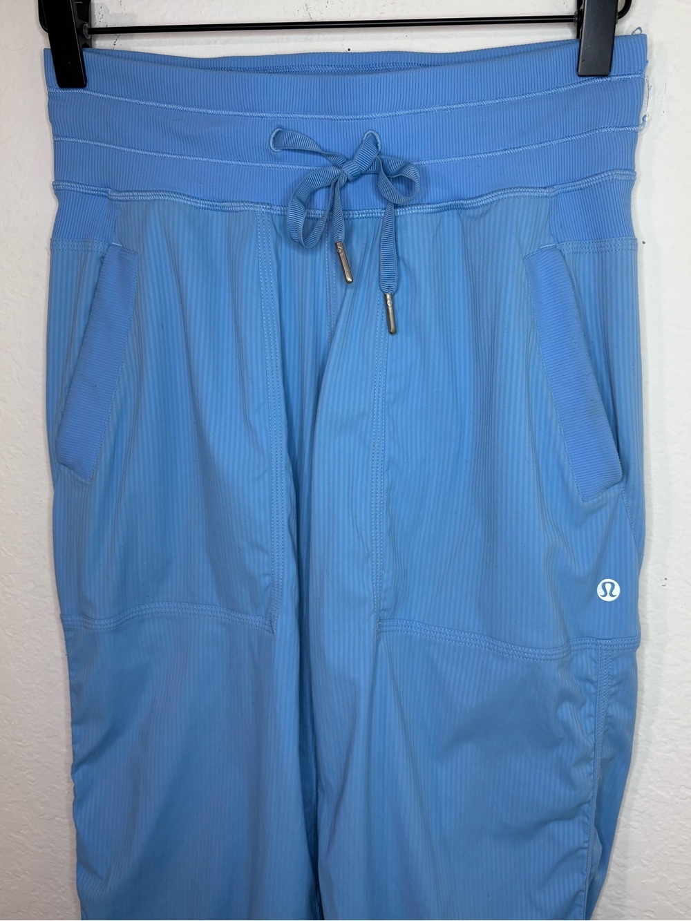 Lululemon Dance Studio Pants in Blue Nile Size 2 - Picture 4 of 16